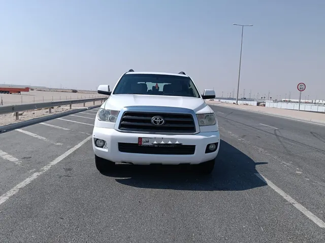 صورة 2015 تويوتا سيكويا