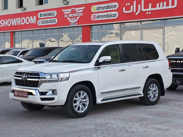 Photo of 2021 Toyota Land Cruiser GXR