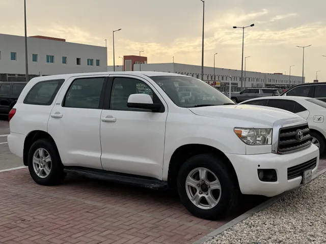 Photo of 2012 Toyota Sequoia Limited
