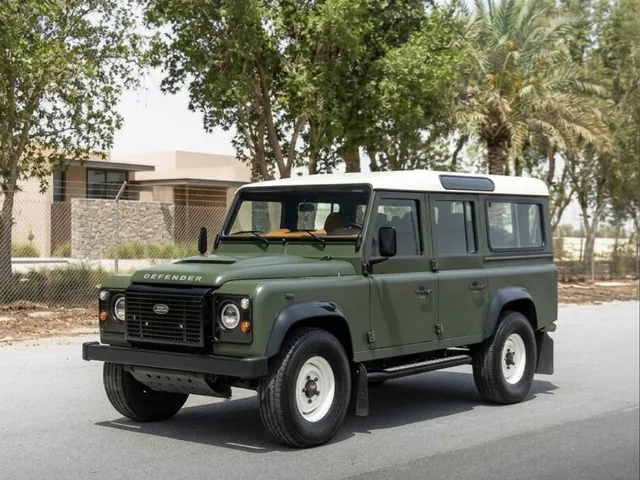 Photo of 2013 Land Rover Defender 110