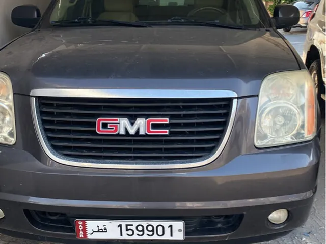 Photo of 2011 GMC Yukon XL SLT