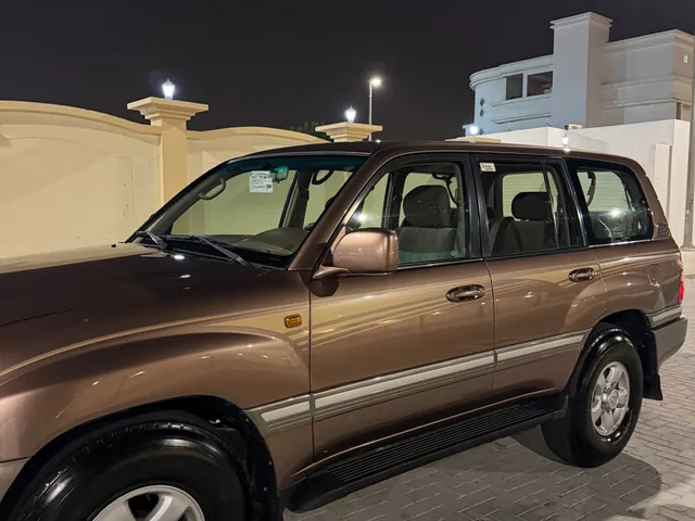 Photo of 1998 Toyota Land Cruiser VXR