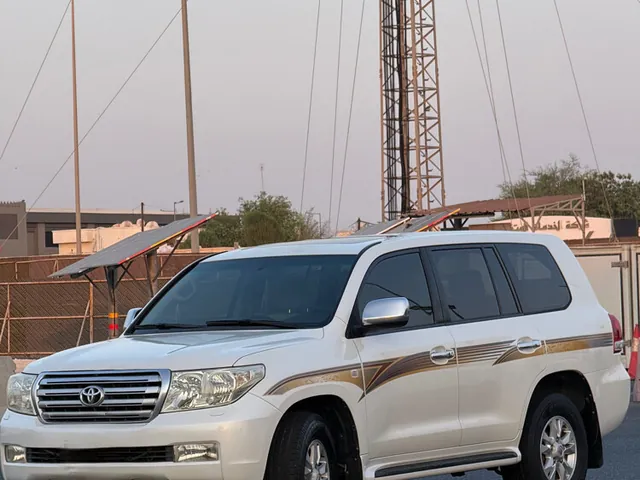 Photo of 2010 Toyota Land Cruiser GXR