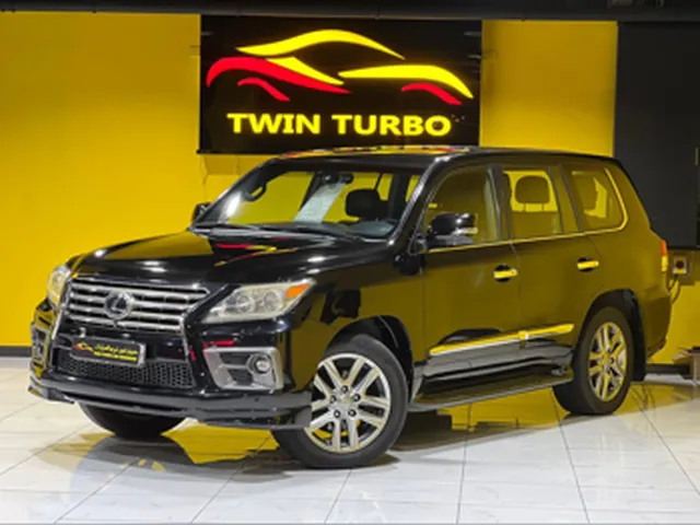 Photo of 2014 Lexus LX 570