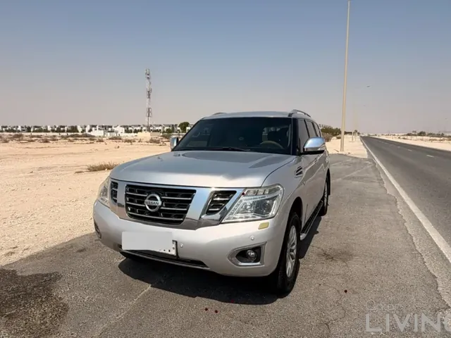 صورة 2014 نيسان باترول SE
