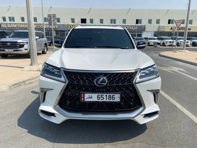 Photo of 2019 Lexus LX 570