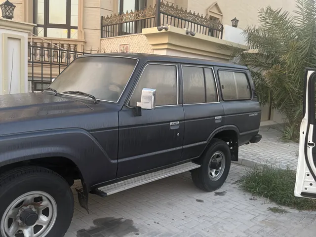 صورة 1987 تويوتا لاند كروزر GXR