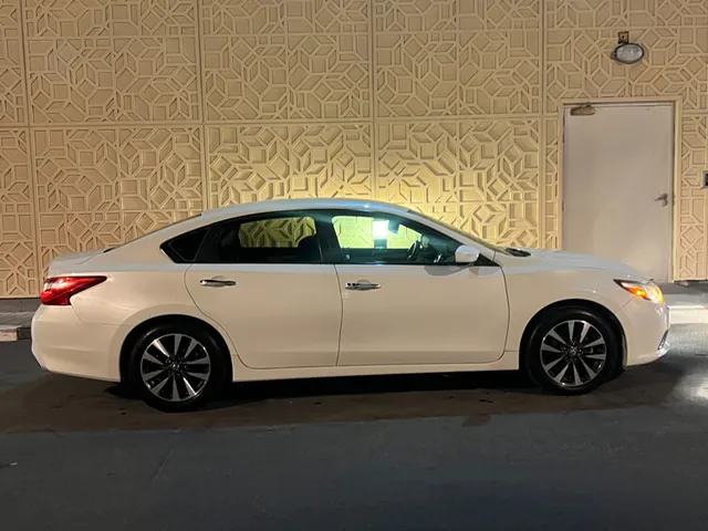 Photo of 2017 Nissan Altima 2.5 SV