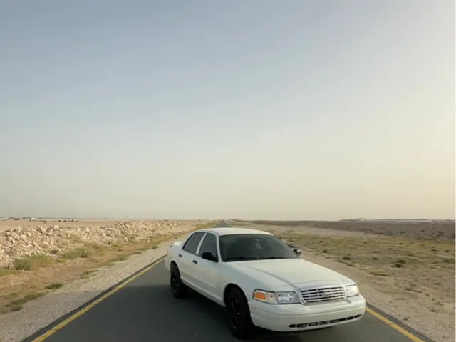 صورة 2005 فورد فورد كراون فكتوريا