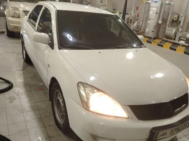 صورة 2008 ميتسوبيشي لانسر GLS