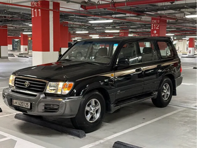 Photo of 2001 Toyota Land Cruiser GX