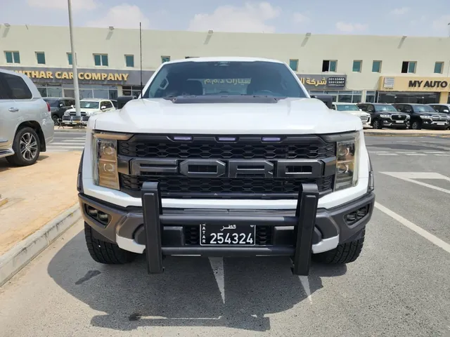 صورة 2022 فورد F-150 رابتور