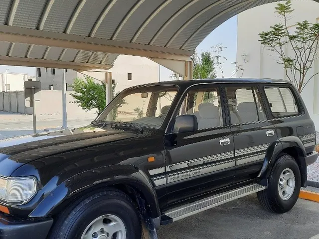 Photo of 1995 Toyota Land Cruiser VXR