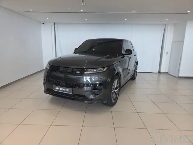 Photo of 2024 Range Rover Sport Dynamic SE