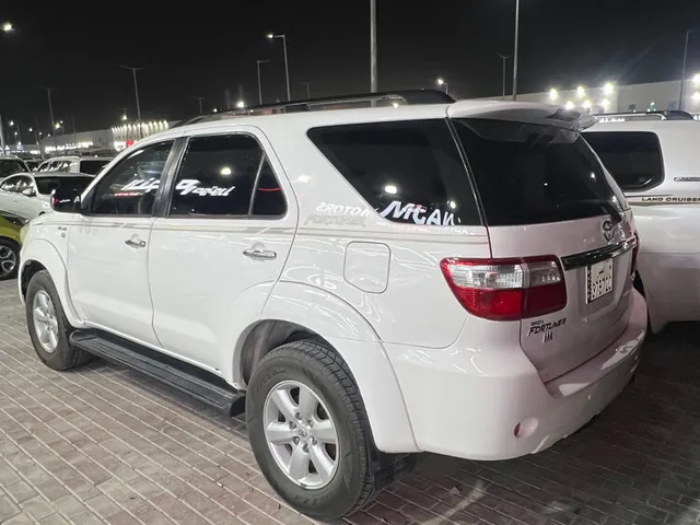 Photo of 2011 Toyota Fortuner