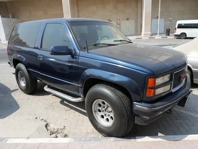 Photo of 1997 GMC Yukon SLE