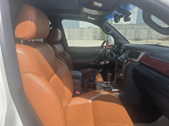 Photo of 2014 Lexus LX 570 S