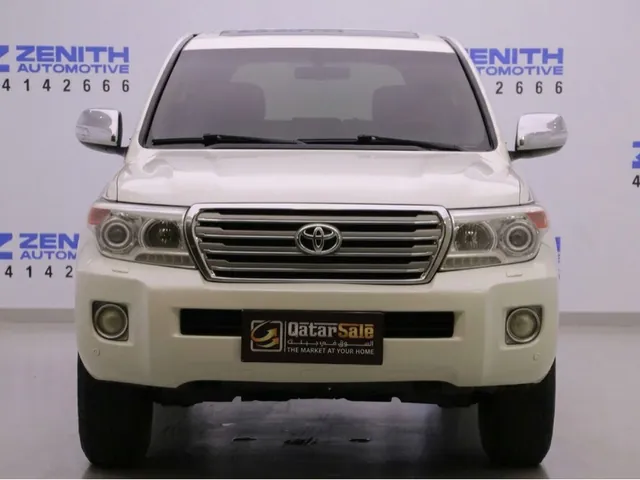 Photo of 2013 Toyota Land Cruiser VXR