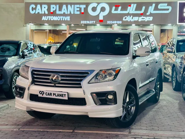 Photo of 2015 Lexus LX 570