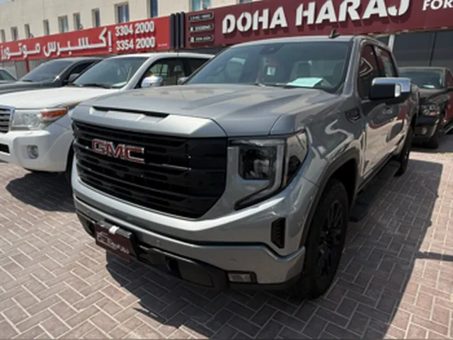 صورة 2026 جي إم سي سييرا 1500 إليفيشن
