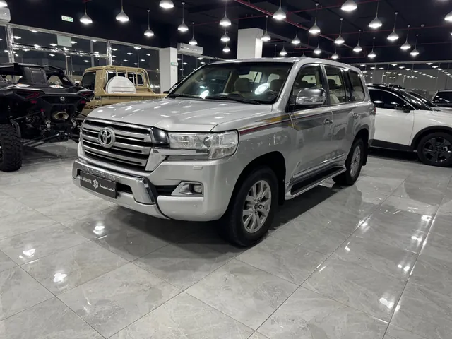 Photo of 2016 Toyota Land Cruiser GXR