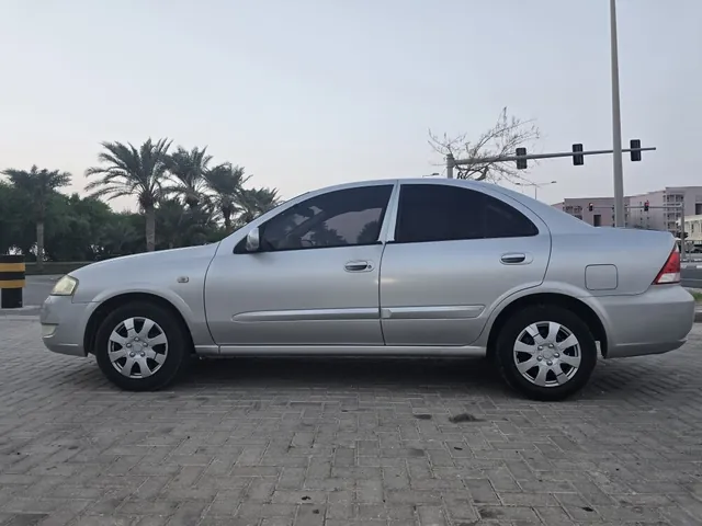 Photo of 2010 Nissan Sunny