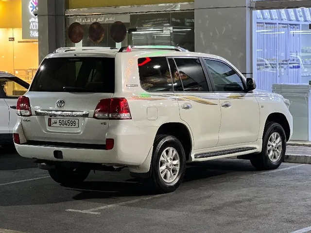 Photo of 2008 Toyota Land Cruiser GXR