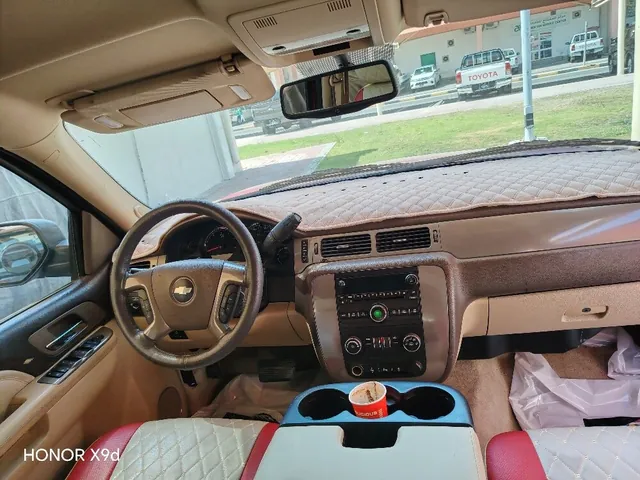 Photo of 2014 Chevrolet Tahoe LS