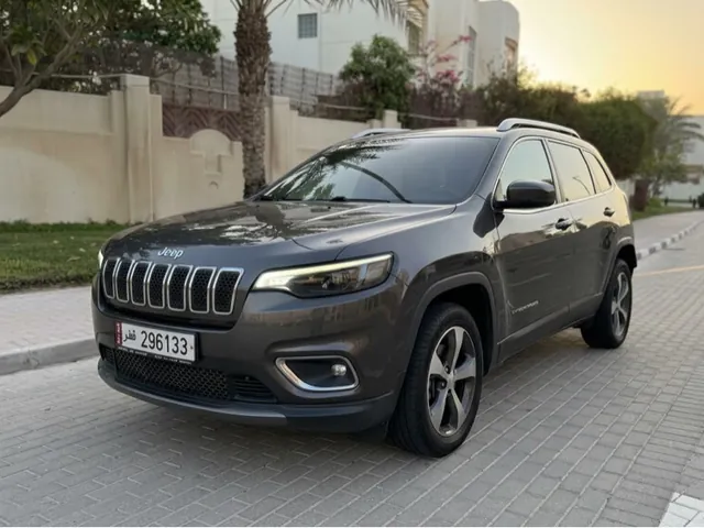 Photo of 2019 Jeep Cherokee Limited