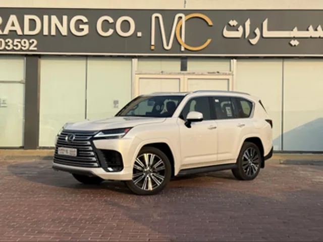 صورة 2025 لكزس LX 600 لكجري