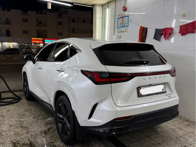 Photo of 2024 Lexus NX 350h