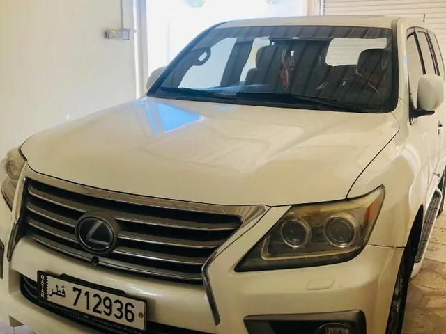 صورة 2015 لكزس LX 570 S