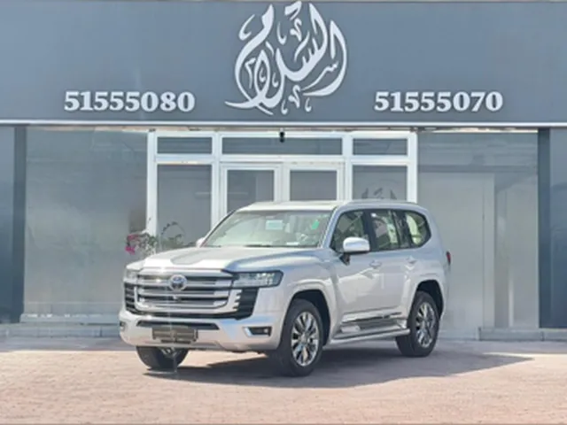 Photo of 2026 Toyota Land Cruiser GXR