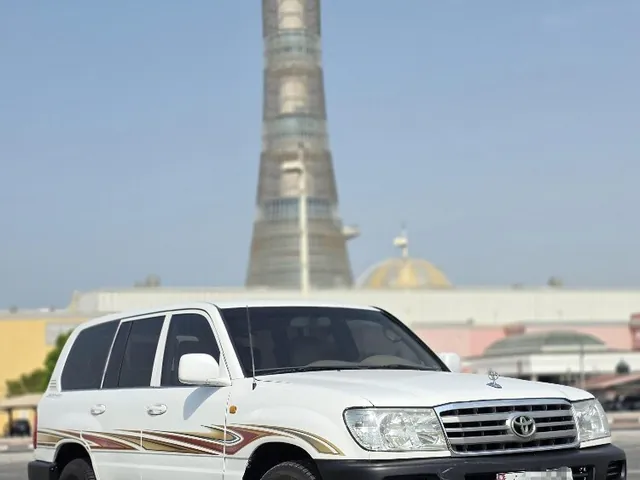 صورة 2006 تويوتا لاند كروزر GXR