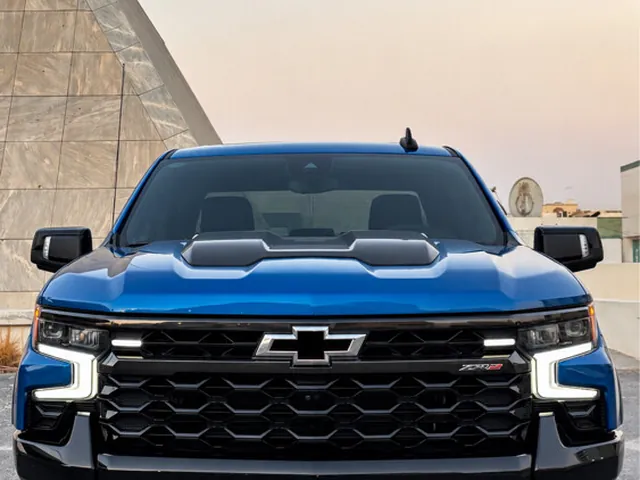 Photo of 2022 Chevrolet Silverado ZR2