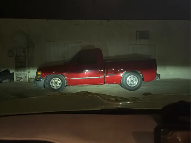 Photo of 2005 GMC Sierra 1500