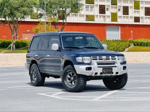 Photo of 1998 Mitsubishi Pajero GLS