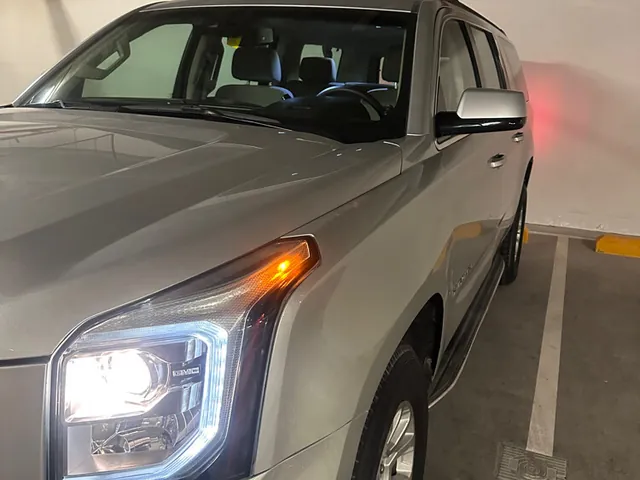 Photo of 2015 GMC Yukon XL SLT