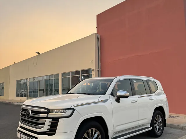 Photo of 2022 Toyota Land Cruiser VXR
