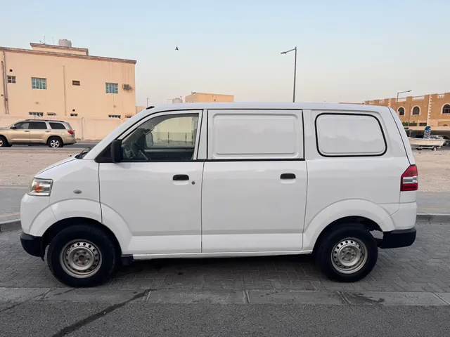 صورة 2007 سوزوكي APV