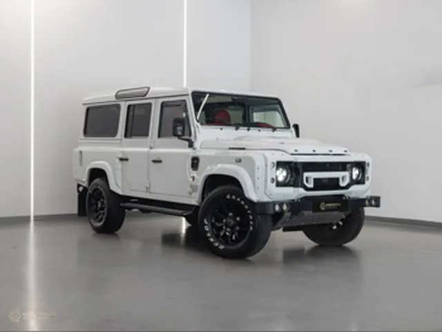 Photo of 2016 Land Rover Defender 110