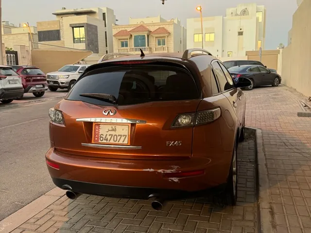 صورة 2005 إنفينيتي FX 45