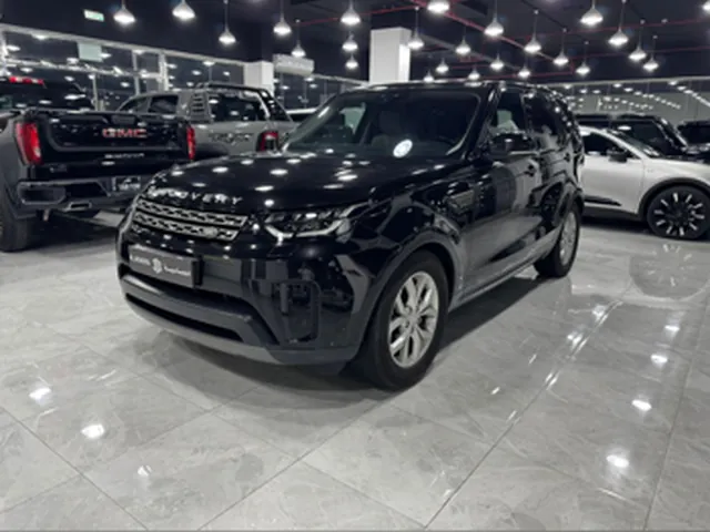 Photo of 2019 Land Rover Discovery Sport SE