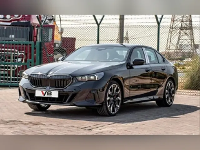 صورة 2026 بي إم دبليو الفئة الخامسة 530i