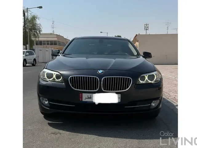 صورة 2012 بي إم دبليو الفئة الخامسة 520i