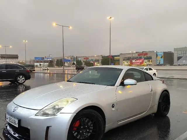 صورة 2005 نيسان 350Z
