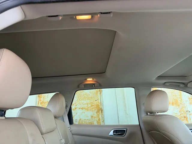 Photo of 2016 Nissan Pathfinder SV