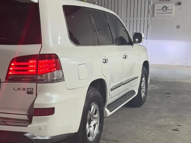 Photo of 2009 Lexus LX 470