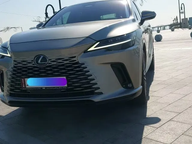 Photo of 2023 Lexus RX 350