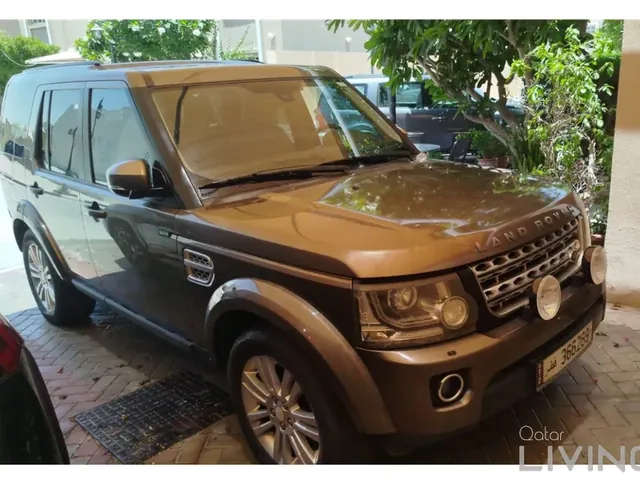 صورة 2014 لاند روفر LR4